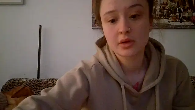 LilyLuck  online show from March 6, 1:12 am