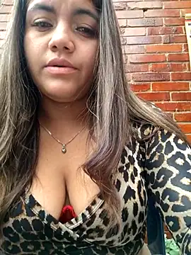 Ivy enjoy online show from July 9, 5:48 pm