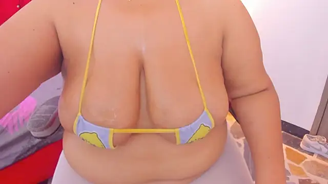 SelenaAngelX online show from March 16, 5:10 am