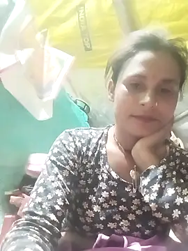 Cuty priti online show from February 12, 4:19 pm