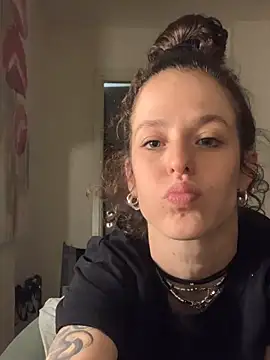 4lien online show from March 17, 5:00 am