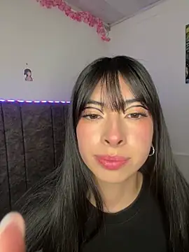 junorise23 online show from June 6, 4:52 am