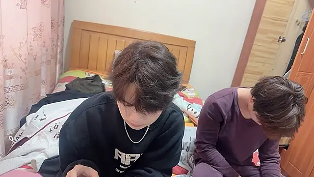 Snapshot of junnan001 chatting on February 28, 9:09 am junnan001 online show from February 28, 9:09 am
