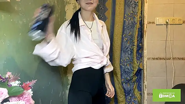 EstherKiester online show from December 21, 9:52 pm