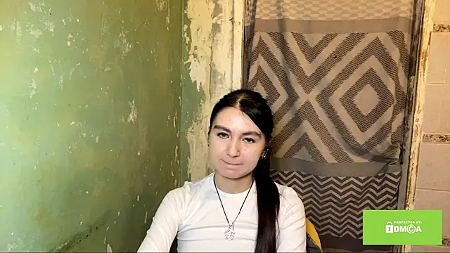 EstherKiester online show from January 17, 9:55 pm