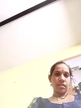 Karishma singh online show from February 18, 2:38 pm