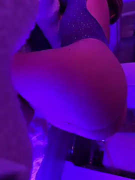 SexyMia2000 online show from July 18, 10:56 pm