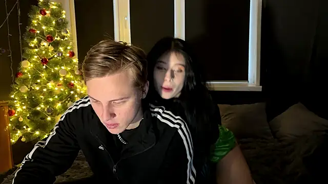 love4couple online show from January 15, 12:22 pm