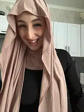 LuxBrunette  online show from May 4, 6:28 am
