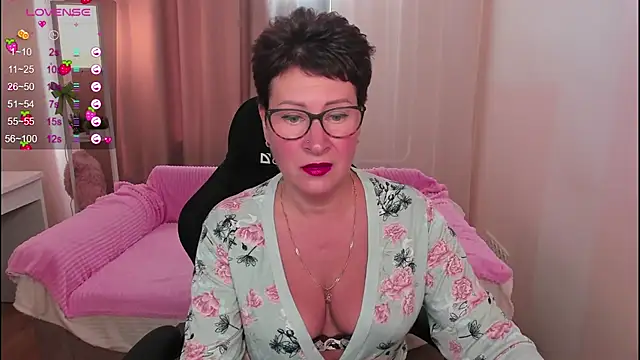 JennyMons online show from July 7, 7:56 am