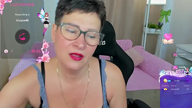 JennyMons online show from June 10, 8:35 am