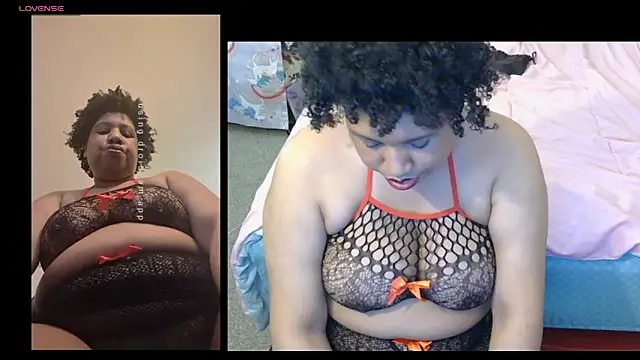 kitglitbomb online show from January 14, 2:27 am