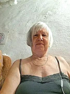 KlaudiaDarling online show from July 21, 7:03 pm