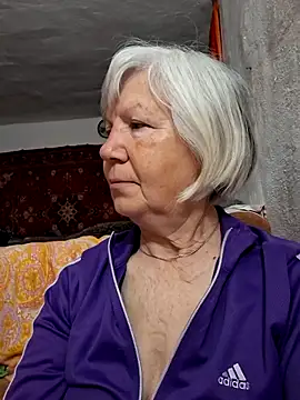 KlaudiaDarling online show from April 30, 2:28 am