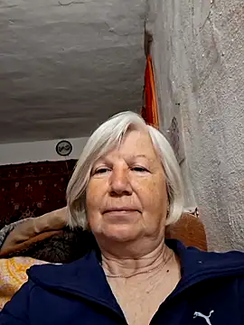 KlaudiaDarling online show from May 2, 2:48 am
