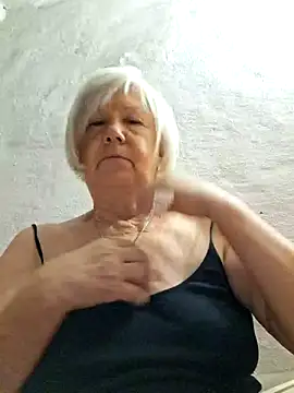 KlaudiaDarling online show from August 3, 2:26 am