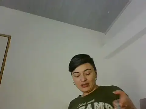 kat paradise online show from March 18, 12:10 pm