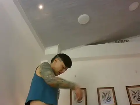 kat paradise online show from February 26, 11:31 am