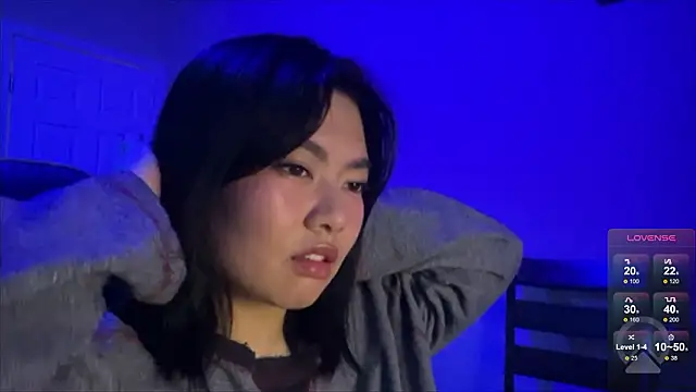 kuromixx444 online show from February 3, 11:59 am