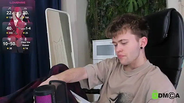 Tomas Norton online show from March 11, 2:53 pm