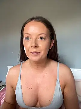 Nova-Vixen online show from June 14, 9:20 am