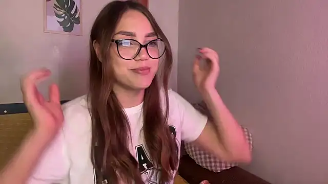 NebulaHavenn online show from January 15, 6:47 pm