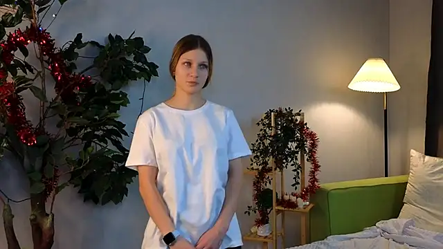 GlynisPernice online show from January 18, 7:10 pm