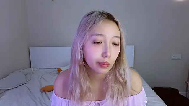 jasmilee online show from February 11, 8:43 pm