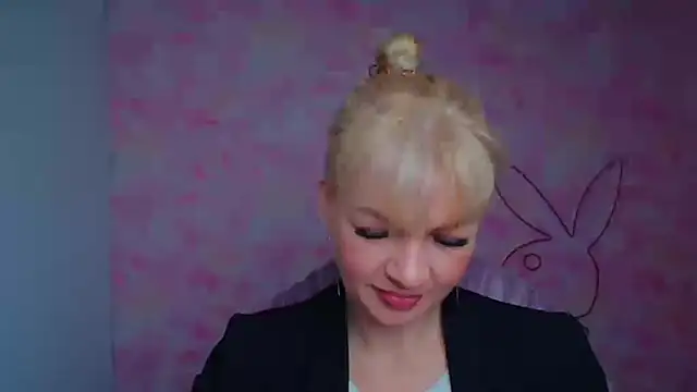 Madonna Fire online show from March 2, 7:15 am