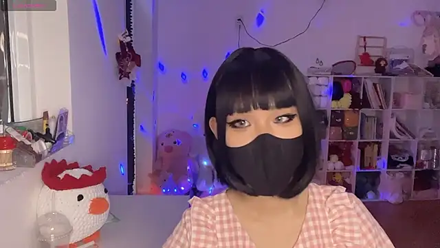 Tieu-May online show from March 4, 8:32 am