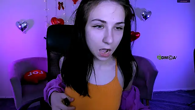 sweetie chloe  online show from February 16, 9:53 am