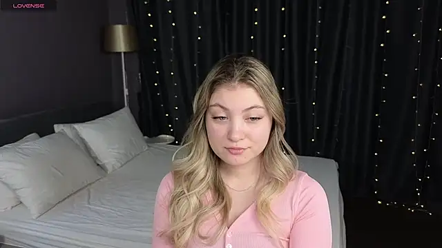 Angel  Grace online show from February 1, 5:39 am