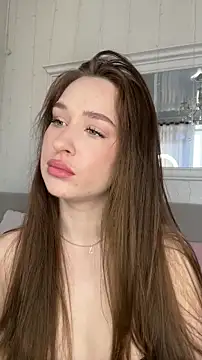 cuteeyesbaby online show from March 6, 5:02 am