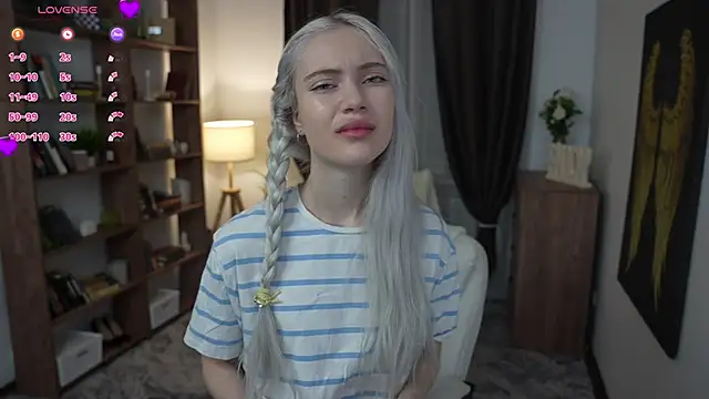 KristalCrowner online show from March 7, 7:43 pm