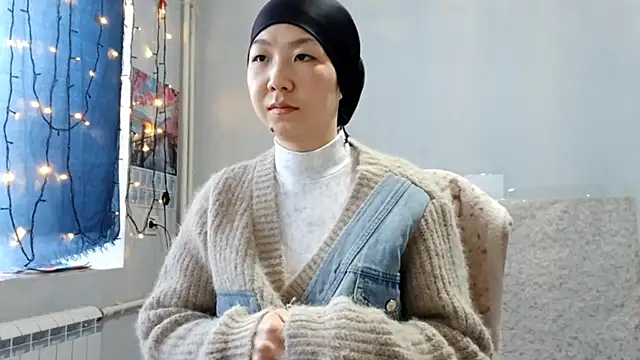 VuiCutie online show from January 7, 3:54 am