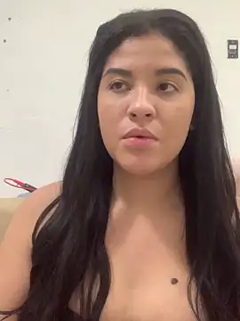 kahraujo online show from May 4, 9:18 pm