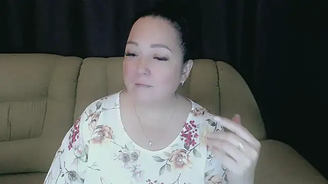 Snapshot of infinity_loveliness chatting on September 22, 9:52 am infinity loveliness online show from September 22, 9:52 am