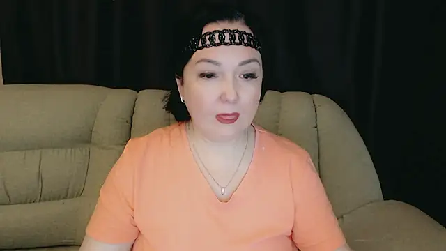 infinity loveliness online show from January 11, 8:30 am