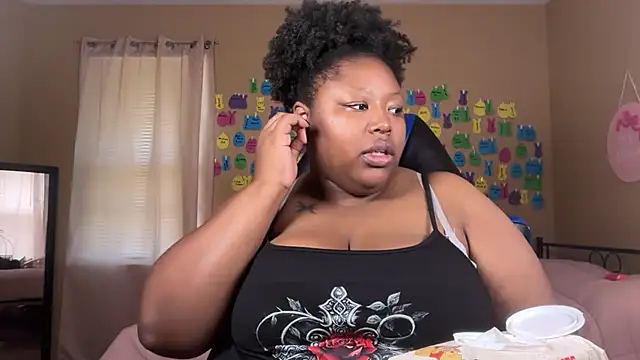 Chocolatebunnyxx96 online show from June 23, 5:44 pm