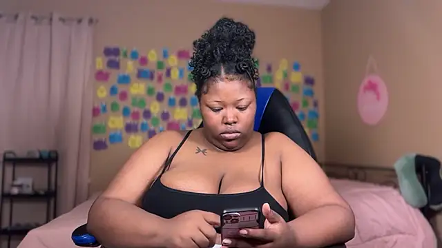 Chocolatebunnyxx96 online show from July 25, 2:18 am