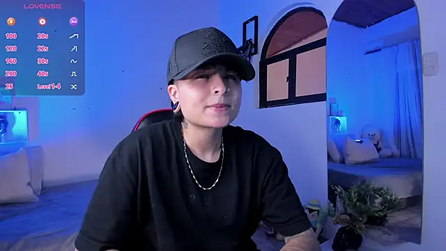 Zury Ramirez online show from May 4, 9:07 pm