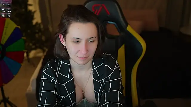 Zoe Kiss online show from January 10, 7:29 pm