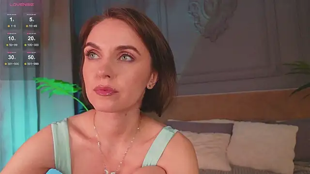 Lil  Fleur online show from July 30, 9:48 pm