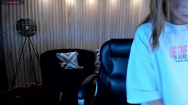 KayraLanne online show from July 18, 3:54 am
