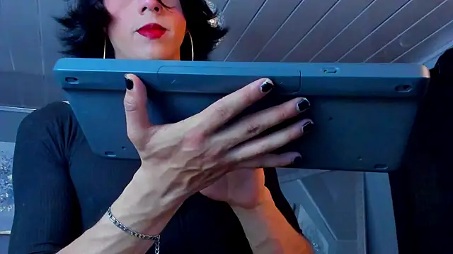 vicky fant4sy online show from May 4, 8:23 pm