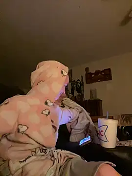 SugarNCinnamon online show from February 27, 1:38 am