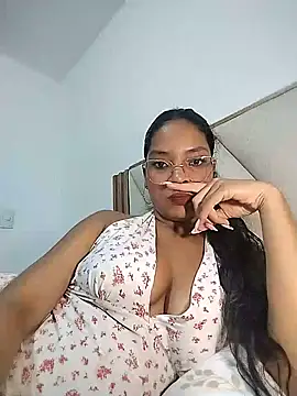 KATALINA SANTANA  online show from July 23, 12:23 am
