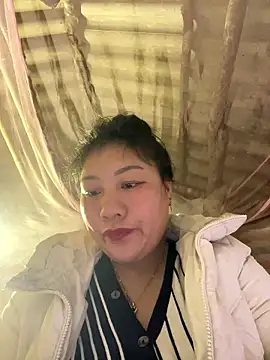 comteze12 online show from January 12, 9:42 pm