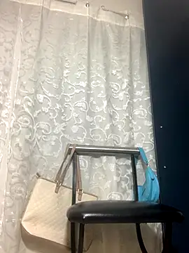 Creamy bitchxxx online show from January 7, 11:41 pm