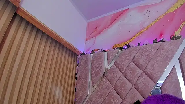 emily velvet   online show from July 18, 7:27 pm